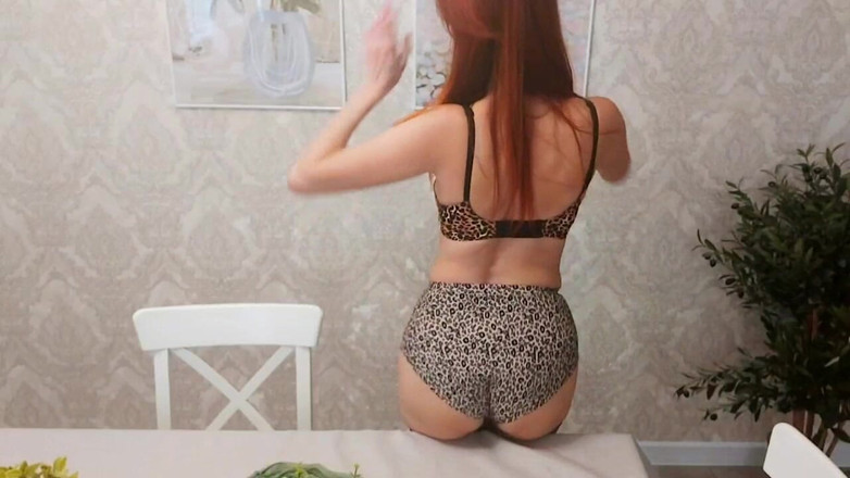 GinnaGg: Ich Möchte Dich Rittlings Auf Das Gesicht Setzen