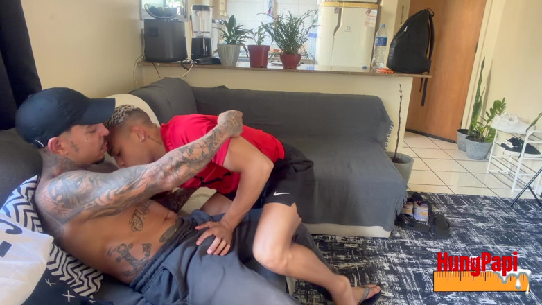 Hung Papi: hot tvinks bina kandom bare land vaali lukaas pheraari bara...