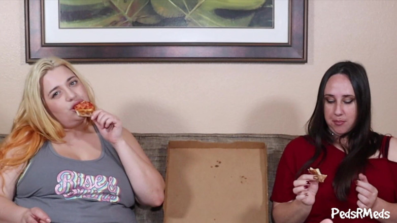 PedsRMeds: Myprettyfeet8 and Shortlivedtyranny Get Excited for Pizza