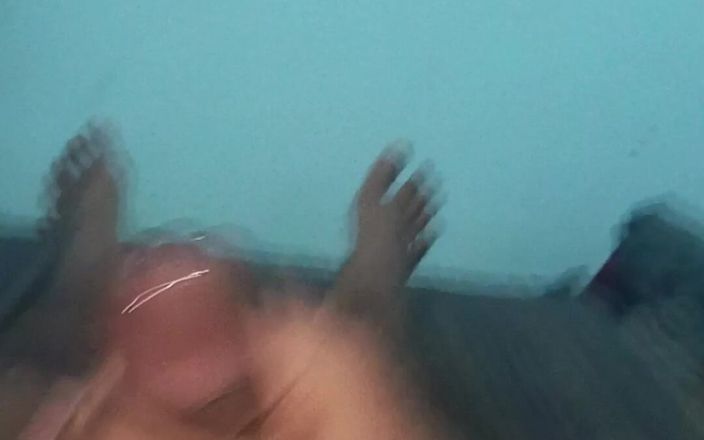 Akash_horny: Потрібно докласти зусиль, щоб витягти крем з члена