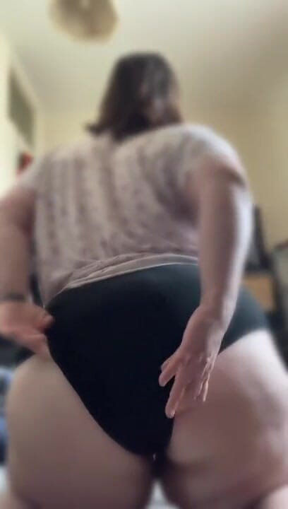 Real homemade BBW BBC porn: Dicker hintern neckt