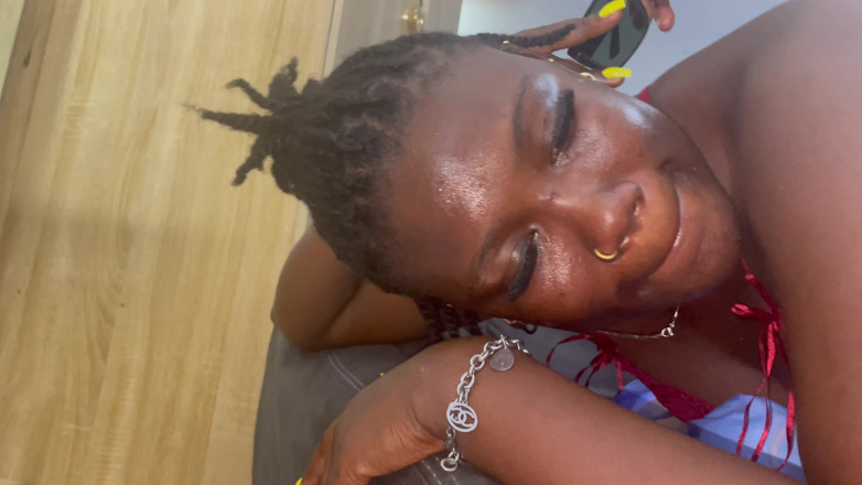 Sex naija 1: Mi novia vino a mi casa. La follo junto a...