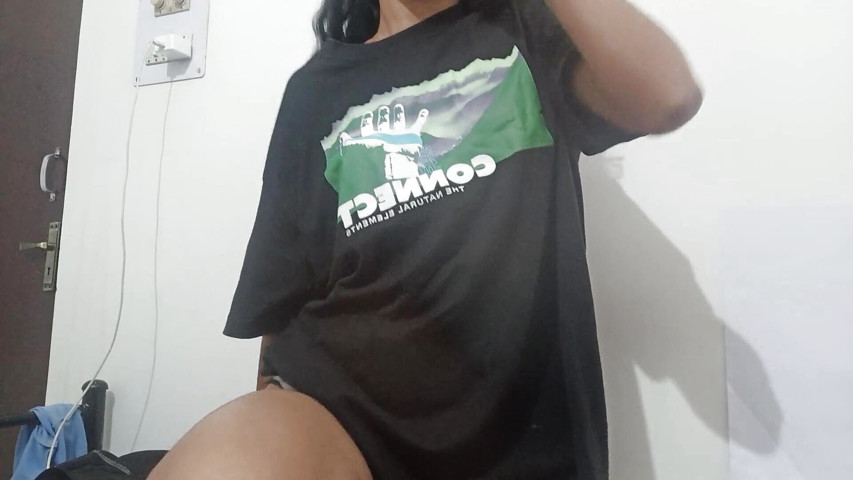 Real Female Ejaculation! (Hot horny girl) Real Female Ejaculation! (Hot horny girl)