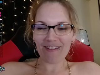 Toxic Lilly88: ToxicLilly88 clip in cam # 13