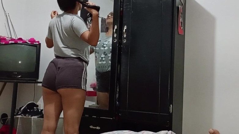 La novia: I Let Him Fuck My Throat Hard Until It Comes...