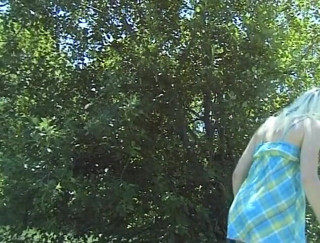 Flash Model Amateurs: Blonde teen in outdoors sensual solo scene outdoors