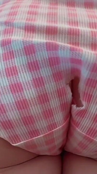 Apertada buceta virgem menina pediu para começar a desbloqueá-la de seu cu