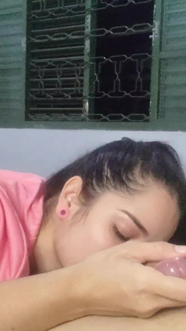 Debora Mendes: Zakończenie dnia głębokim obciąganie z Dużego, owłosionego penisa Wellington Prado