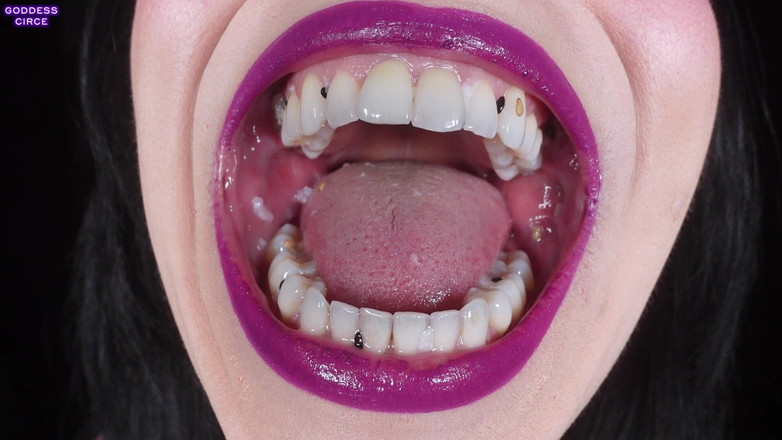 Goddess Circe: Phù thủy xấu xa biến bạn và những kẻ nhỏ...