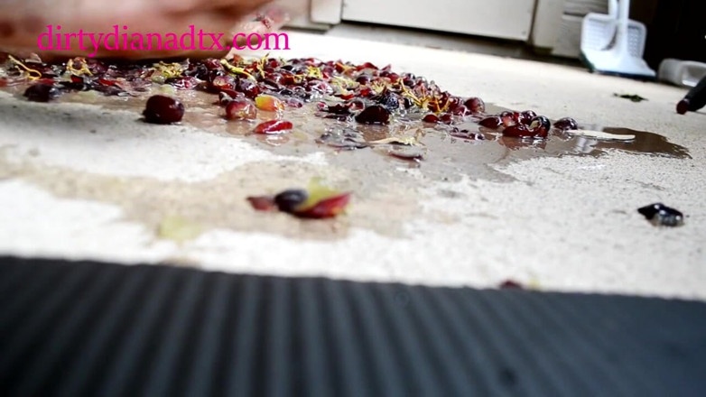 Dirty Diana Fetishes: Dirty Diana fruit smashing 1