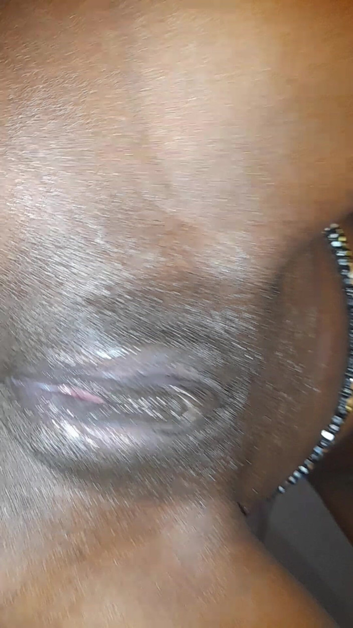 Jason Brown: Gorda suculenta buceta na sua cara - negra mascarada molha molhada...