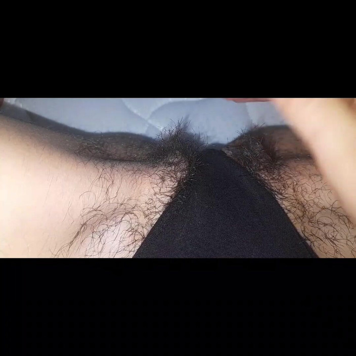 Ceramic Visitor: 毛茸茸的阴户