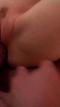 VEDERE LA PERSOANA 1 cu sex și sex anal cu 2 gagici franceze
