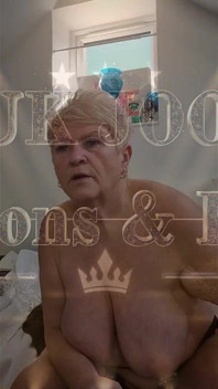 Joolz Nylons och fötter
