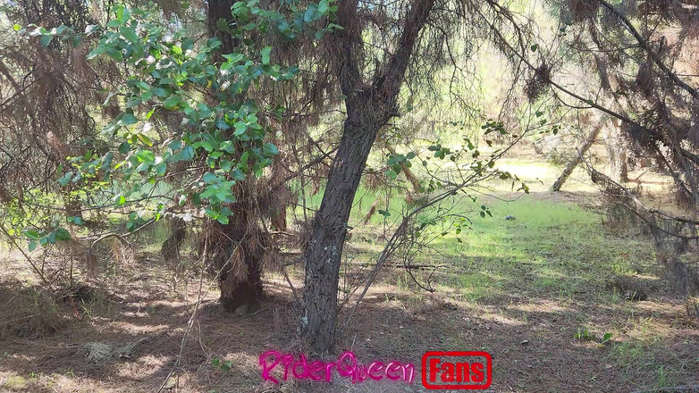 Riderqueen BBW Step Mom Latina Ebony: Riderqueen Alone, Venkovní, Videa pro Fanoušky