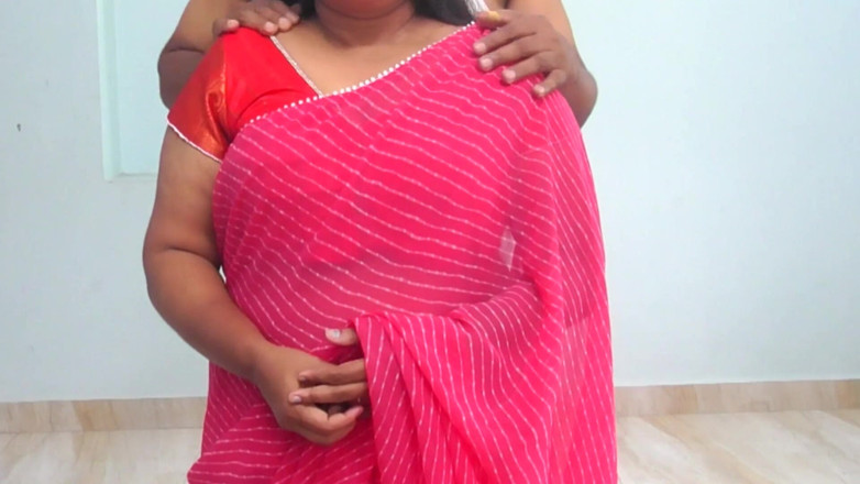 Your Arya: Desi Ấn Độ ngực bự bhabhi bị devar đụ trong saree