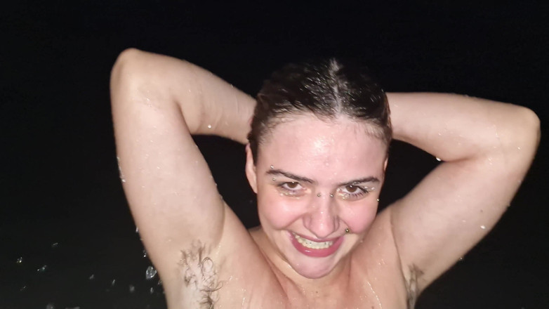 Candy Kush: Naughty Teen Got Naked In The Sea At Night While...