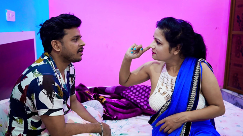 Pyasi Bhabhi Uncut: Dost Ki Wife Ko Chuda Ghodi Bna Ke Desi Style...