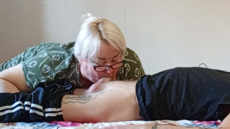 Zona901: पड़ोसी वीर्य की हर आखिरी बूंद निगलता है