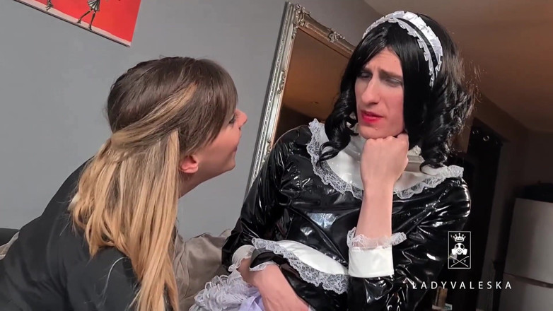 Lady Valeska: Sissy scopa stivali - domina gotica scopa sissy