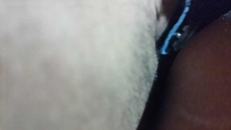 hot-hotdesi: Mitternachtssex mit schwägerin genossen