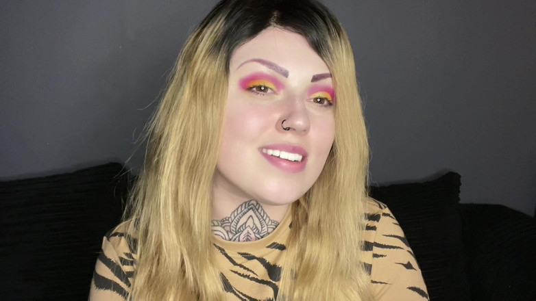 Miss Valentina: Bị mê hoặc để quên cô ấy