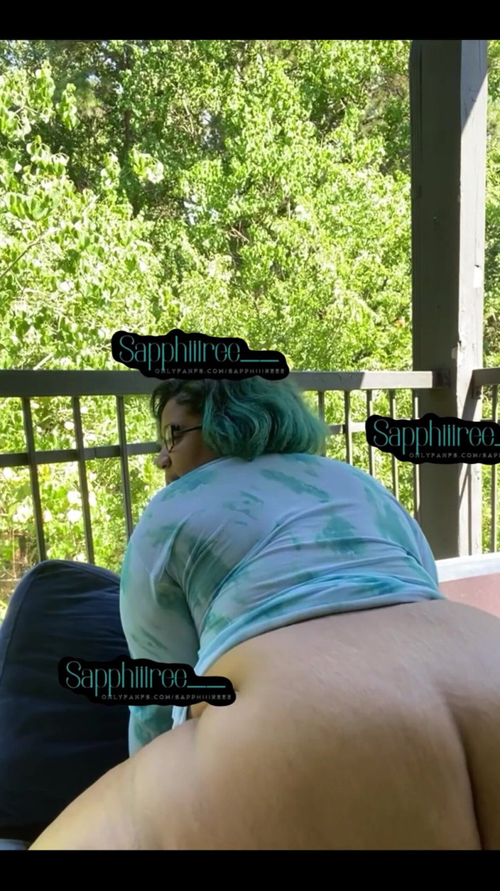 Biggdebbie solo: طيز كبيرة