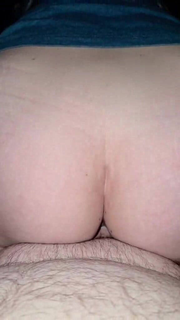 PurpleVyxen: Fodendo ele com minha buceta molhada até eu não aguenta...