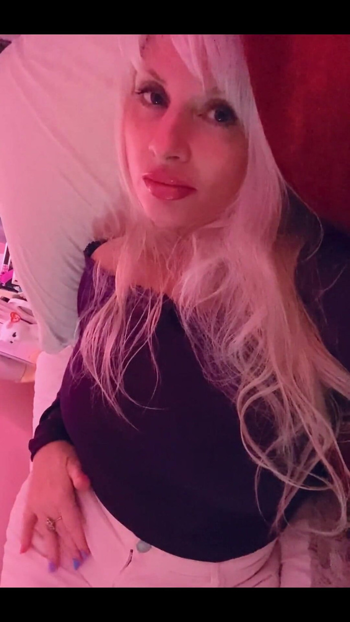 PaintedRose: Apeluri pe cameră în seara asta