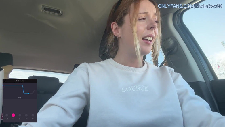Nadia Foxx: Orgasme, jour Vlog ! Rejoignez-moi pour une journée de plaisir luxuriant,...