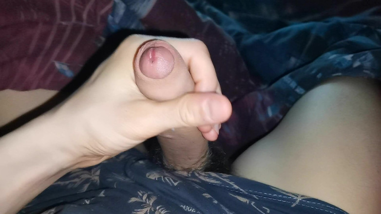 SEXY_GUYBEST: Ein schöner schwanz glänzt und stöhnt von Überforderung!