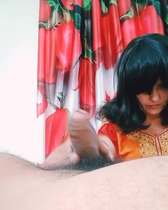 Bolly Karma: Awek cantik panas yang menggoda dalam adegan seks bermain ghairah