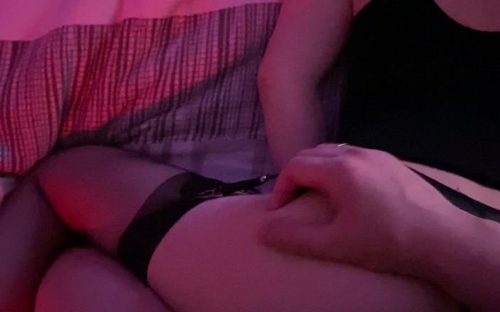 Slowly Tease: #13 ヴィンテージレディが親密さのレッスンをする