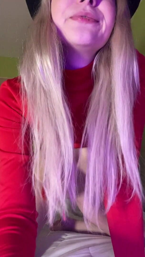 My bf cuckold: Webcammeisje speelt met haar seksspeeltjes