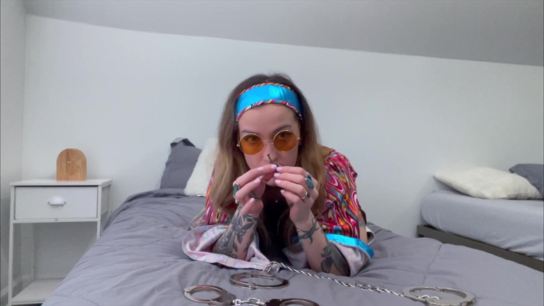 Kink in Time: Sutton's Groovy '60s Self-bondage Fantasy 4K POV Restraint Bliss Awaits!