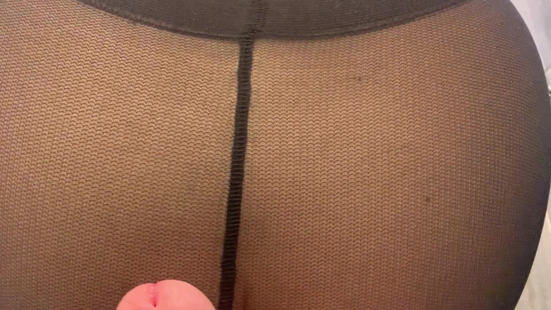 CoppiaCollant: Ich pinkelt sie zurück auf ihre dicken titten