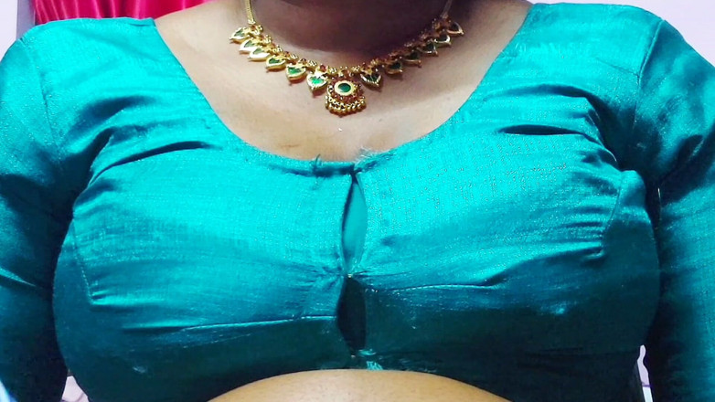 Desi Mohini: देसी भारतीय पति अपनी पत्नी को अपने दोस्त को साझा करता है