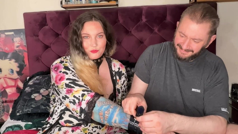 MissFFW: Curva perversă își anulează selecția de jucării noi