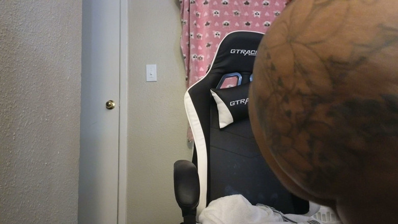 Spoiledprincessxx: Shaking My Big Black Ass