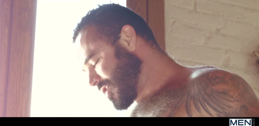 Men network: A Men - Damien Crosse será o sortudo a mergulhar em...