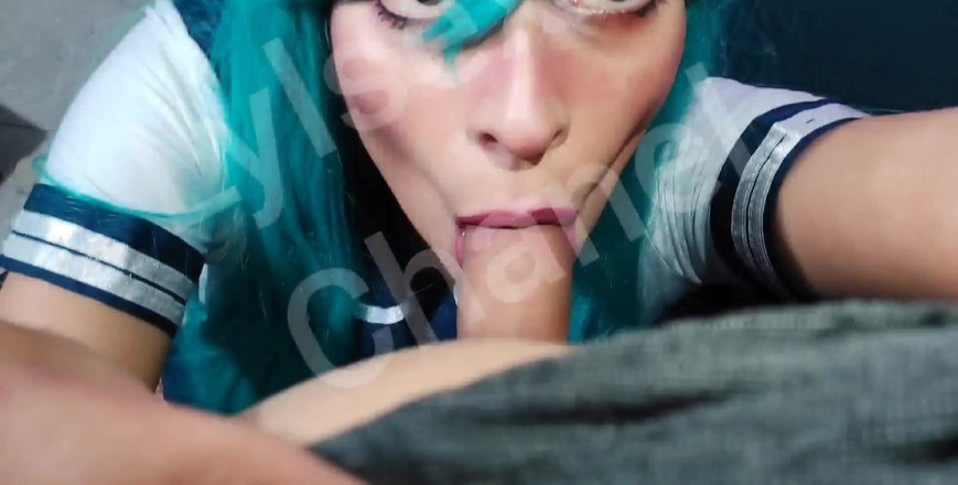 Lylsexxx: Jag möter en vacker Otaku Cosplayer på konventet och vi...