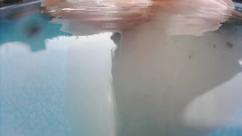 SimoneLive1: Brüste Im Pool