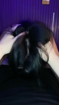 幕后巨乳与女巫口交