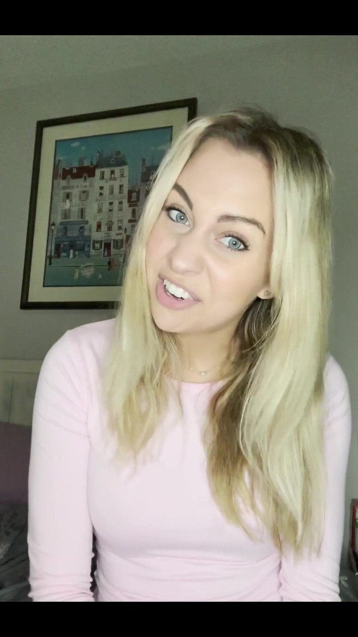 Tiffstreatsxoxo: Omg je beschaamt me elke keer als je die kleine...