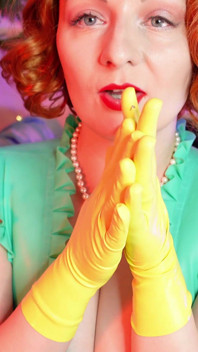 Rude JOI in latex - fetish MILF sex fun!
