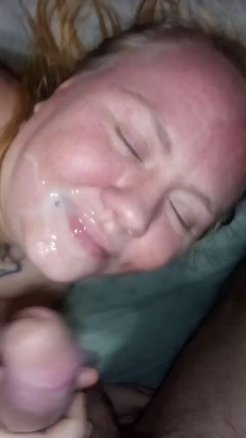 JolisaXXX: Mrdka tváří v tvář manželce