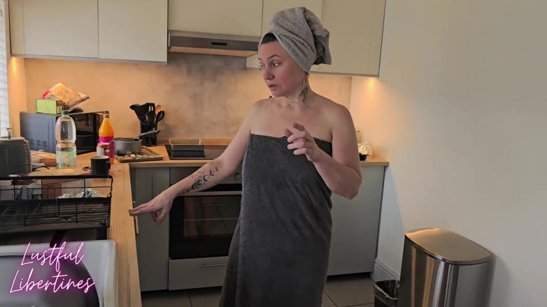 Lustful Libertines: Creampie My Hairy Mature Stepmom. Cheating MILFs Are Irresistible