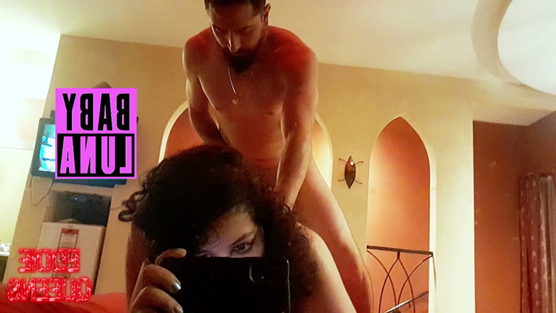 Babyluna939: Abang tiri saya Mengambil Dara Saya Di Motel Di Hadapan...