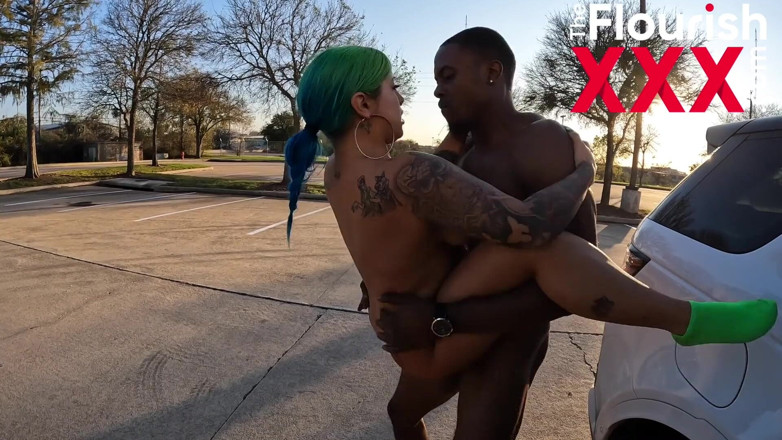 The Flourish XXX: Lucky uber guy gets Spanish cakes