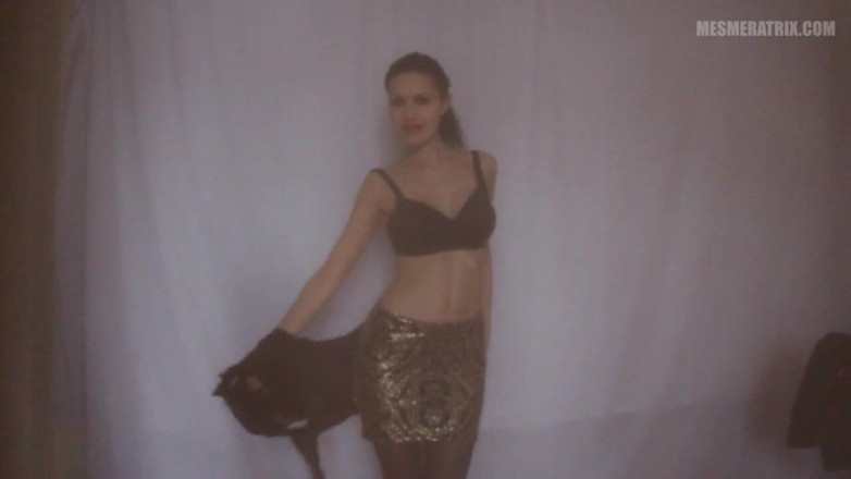 Lady Mesmeratrix Official: I see I do not see